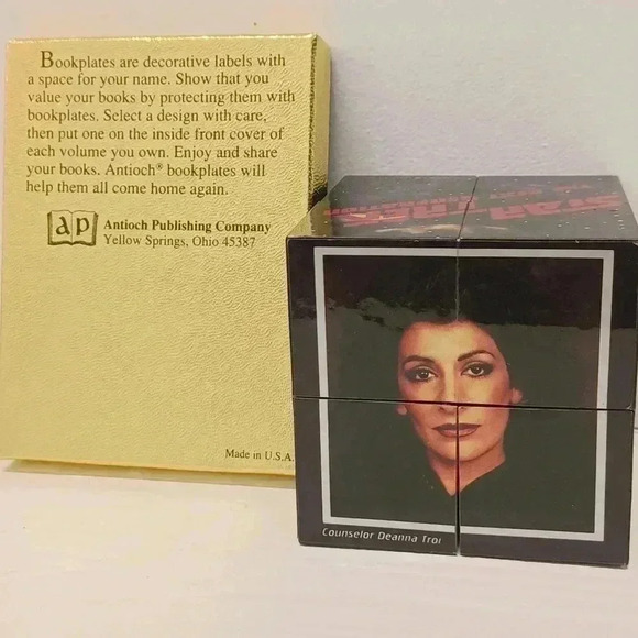 Vintage 1991 Star Trek The  Next Generation Book Plates & 1995 Puzzle Cube - Picture 5 of 8